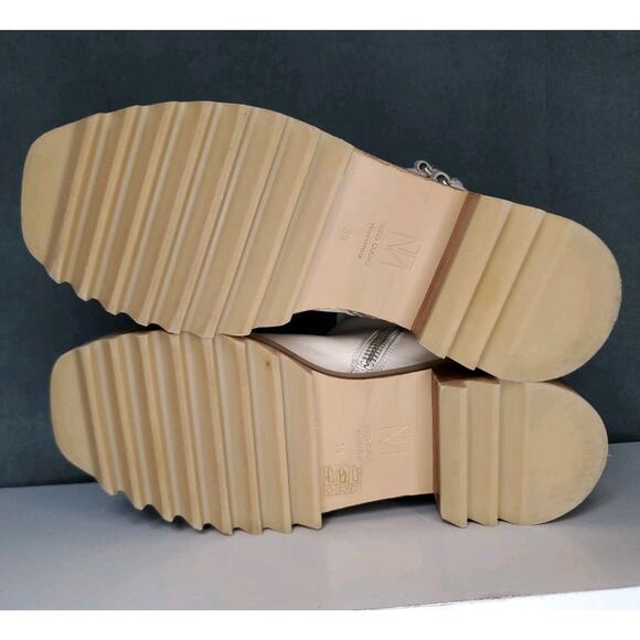 Tamara Mellon White Perfecto Ankle 50 Boot Made in Italy EU 39 US 8.5 MSRP $995 - Picture 8 of 16